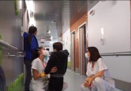Trapianto, Bertolaso: “Commovente il gesto del padre che dona parte del polmone al figlio e gli salva la vita”