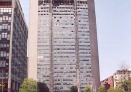 Regione Lombardia ricorda lo schianto dell’aereo contro il Pirellone di 21 anni fa
