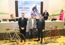 Milano, l’omaggio di Regione Lombardia a Luigi Ganna, vincitore del 1° Giro d’Italia