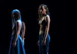 Susanna Baccari porta al Teatro Litta ‘Living room Creatures’ dove il corpo è al centro ella scena
