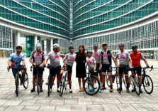 Milano, al via il ‘Race Across Limits’, un Giro di Lombardia per sostenere i caregiver familiari