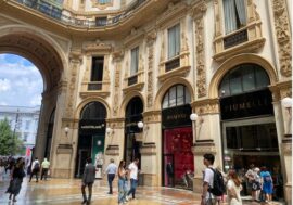 Milano, il Comune aggiudica a Loro Piana negozio in Galleria con affitto di 2,3 milioni di euro all’anno