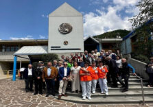 Inaugurata scultura dedicata a Pietro Busi, pioniere delle Valli bergamasche