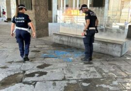 Milano, fermati dalla Polizia locale due giovani per imbrattamento 