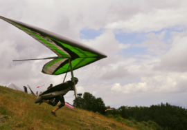 Deltaplano: azzurri in volo per difendere il titolo mondiale nella Macedonia del Nord