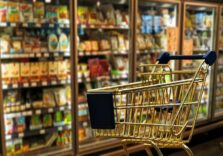 Ferragosto, i lombardi scelgono il carrello della spesa ‘ragionato’ e le promozioni anti-crisi