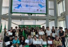Regione Lombardia, consegna del diploma di maestro di sci a 100 giovani