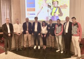 Il ‘Premio Costruiamo il Futuro’ torna in Valtellina con assegni per le realtà sociali e sportive. Al via da oggi le iscrizioni