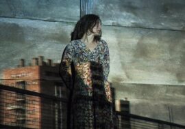 Milano, al Teatro Gerolamo Arianna Scommegna racconta i casi della vita con “Potevo essere io”