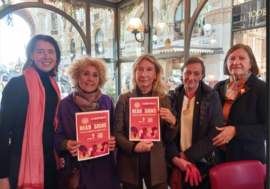 Milano, la Galleria si colora di arancione per ricordare la battaglia contro la violenza sulle donne