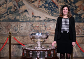 Inizia da Milano il Trophy Tour della Coppa Davis: da oggi esposta nella Sala degli Arazzi di Palazzo Marino