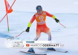 Sci, lo svizzero Marco Odermatt domina il SuperG di Bormio