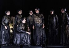 La tragedia di Euripide “Supplici” in scena al Teatro Menotti di Milano