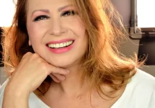 Rosanna Fratello presenta il suo ultimo successo “Se t’amo t’amo”