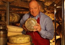 Addio ad Antonio Carpenedo, inventore del primo “Formaggio Ubriaco”
