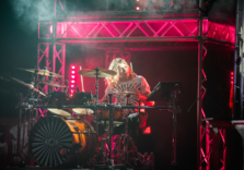 Milano, per la rassegna “Armonie e Suoni” al Teatro No’hma concerto e spettacolo teatrale “Muse-/1984”