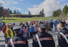 Giornata della legalità, al Colle di Nava i bambini incontrano i Carabinieri del Nucleo cinofilo