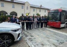 Milano, test-drive tra le vie principali di Mind con bus e auto a idrogeno per un trasporto ‘green’ in Lombardia