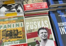 “Ferenc Puskas il campione dei due mondi”: il libro di Claudio Minoliti in bella mostra al Salone del Libro di Torino