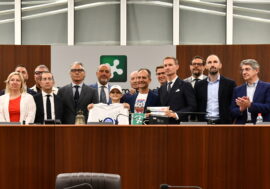 Consiglio regionale lombardo: premiate le società Inter, Atalanta, Como, Mantova e Alcione Milano. Il premio più bello alla giovane Elisa che lotta contro un tumore