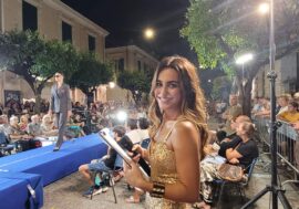 Diano Marina invasa dai turisti per la quarta edizione di “Diano Fashion 2024”