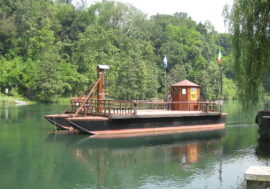 A Imbersago torna a navigare sull’Adda il traghetto di Leonardo da Vinci