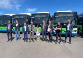 Regione Lombardia, consegnati a Como 23 nuovi bus elettrici