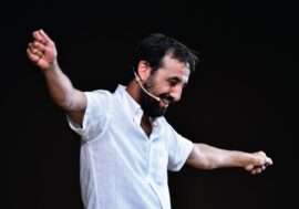 Milano, al Teatro Gerolamo Michele Crestacci racconta Armando Picchi il mitico capitano dell’Inter