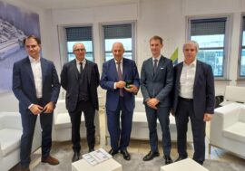 Il Consiglio regionale lombardo visita azienda brianzola, leader nel settore dei gas industriali e medicinali