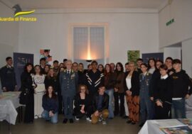 Per i 250 anni della fondazione della Guardia di Finanza concorso artistico di solidarietà delle ‘Fiamme gialle’ savonesi