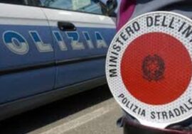 Aggredisce e picchia l’ex moglie in strada, arrestato a Monza