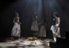 Milano, al Teatro Litta in scena la tragedia di Euripide “Baccanti”