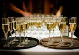 Champagne, le curiosità più interessanti tra campanilismo e passioni da vere dive
