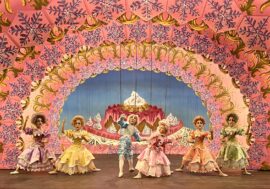 Milano, al Piccolo Teatro tornano le marionette della Carlo Colla & Figli con lo spettacolo “Lo schiaccianoci”