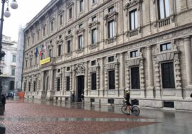 Milano, il Comune accelera il passaggio al digitale della carta d’identità