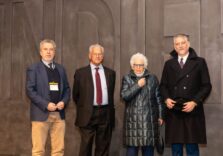 Il ministro Giuli con Liliana Segre in visita al Memoriale della Shoah