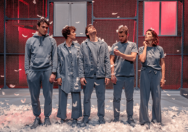 Milano, al Teatro San Babila va in scena “L’estinzione della razza umana”