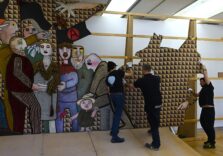 Milano, l’opera di Enrico Baj ‘I funerali dell’anarchico Pinelli’ trova sede al Museo del Novecento