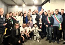 Con “L’Italia più buona” di Claudia Conte i campioni di pizza acrobatica regalano un momento di serenità ai bambini ucraini