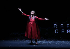 Milano, Lella Costa racconta le donne che hanno fatto la storia al Teatro Carcano