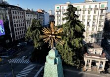 Milano, proseguono i lavori di restauro del monumento di piazza Cinque Giornate