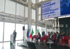 Milano, il “Premio Sacharov”assegnato a María Machado e a Edmundo González Urrutia. La cerimonia a Palazzo Lombardia