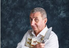 Milano, al Teatro Leonardo Vito spiega “L’altezza delle lasagne”