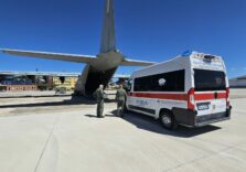 L’Aeronautica Militare trasporta due gemelli di otto mesi da Napoli a Milano