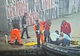 Un uomo si getta nella Darsena, condizioni disperate