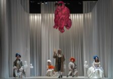 Milano, al Teatro Litta la commedia “Il gioco dell’amore e del caso”