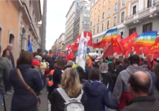 Strano mondo: un festival di ignoranza e di incoscienza, di sberleffo alla logica