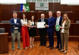 La Pallacanestro Cantù premiata in Consiglio regionale lombardo per il ritorno in Serie A1