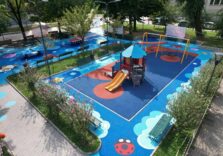 Rinnovata con nuovi giochi piazza Belloveso di Milano