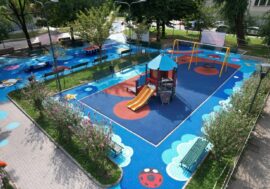 Rinnovata con nuovi giochi piazza Belloveso di Milano